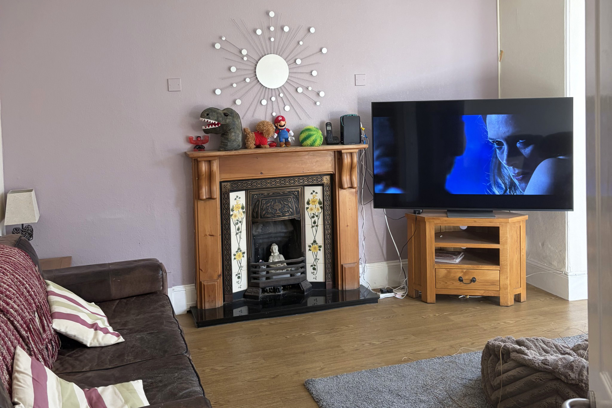 Garston Avenue lounge