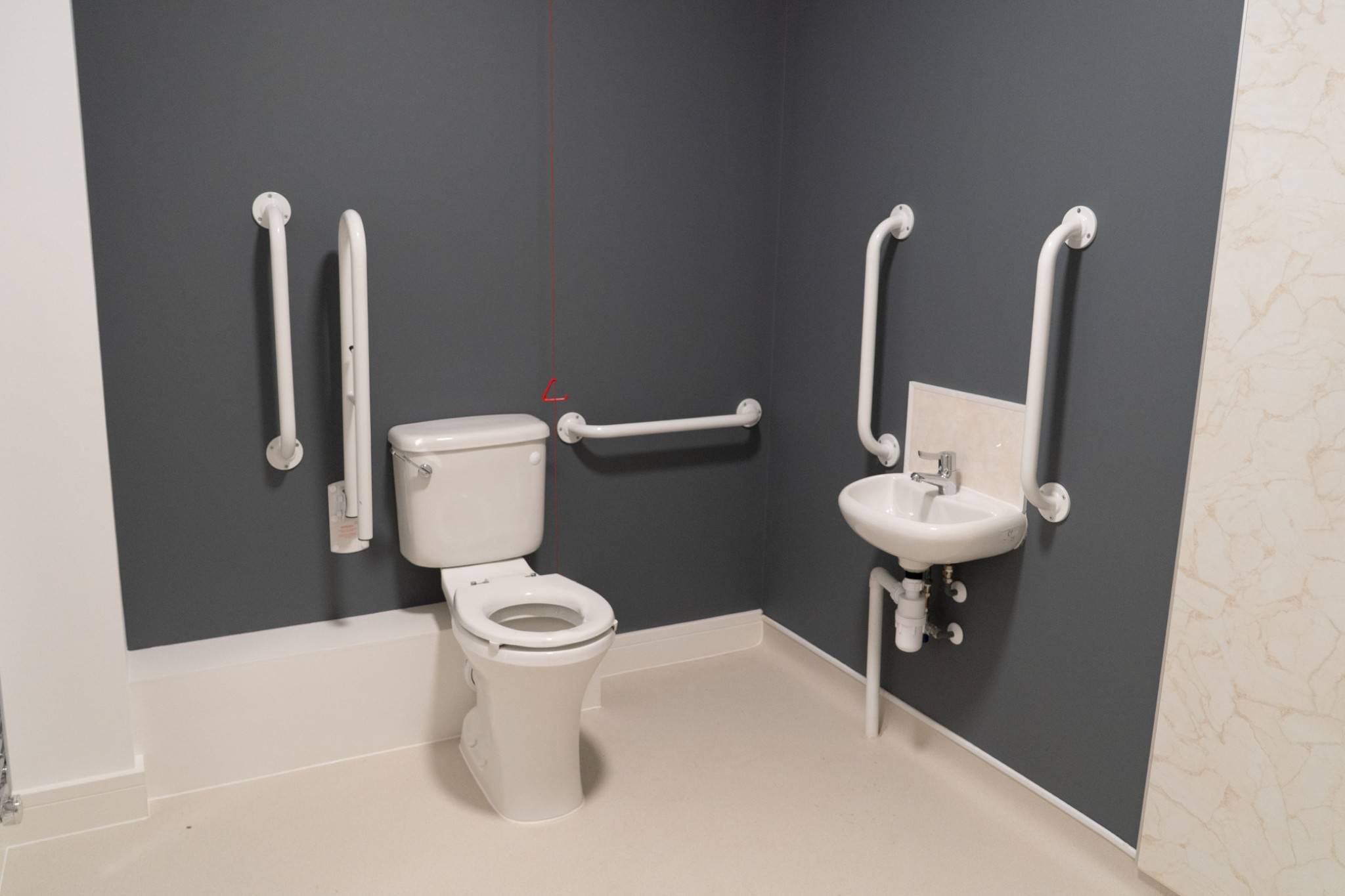 Trinity Chapel Apartments wetroom