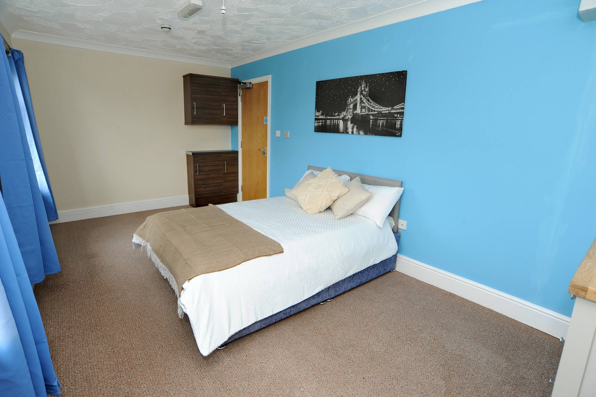 Rosekeys bedroom