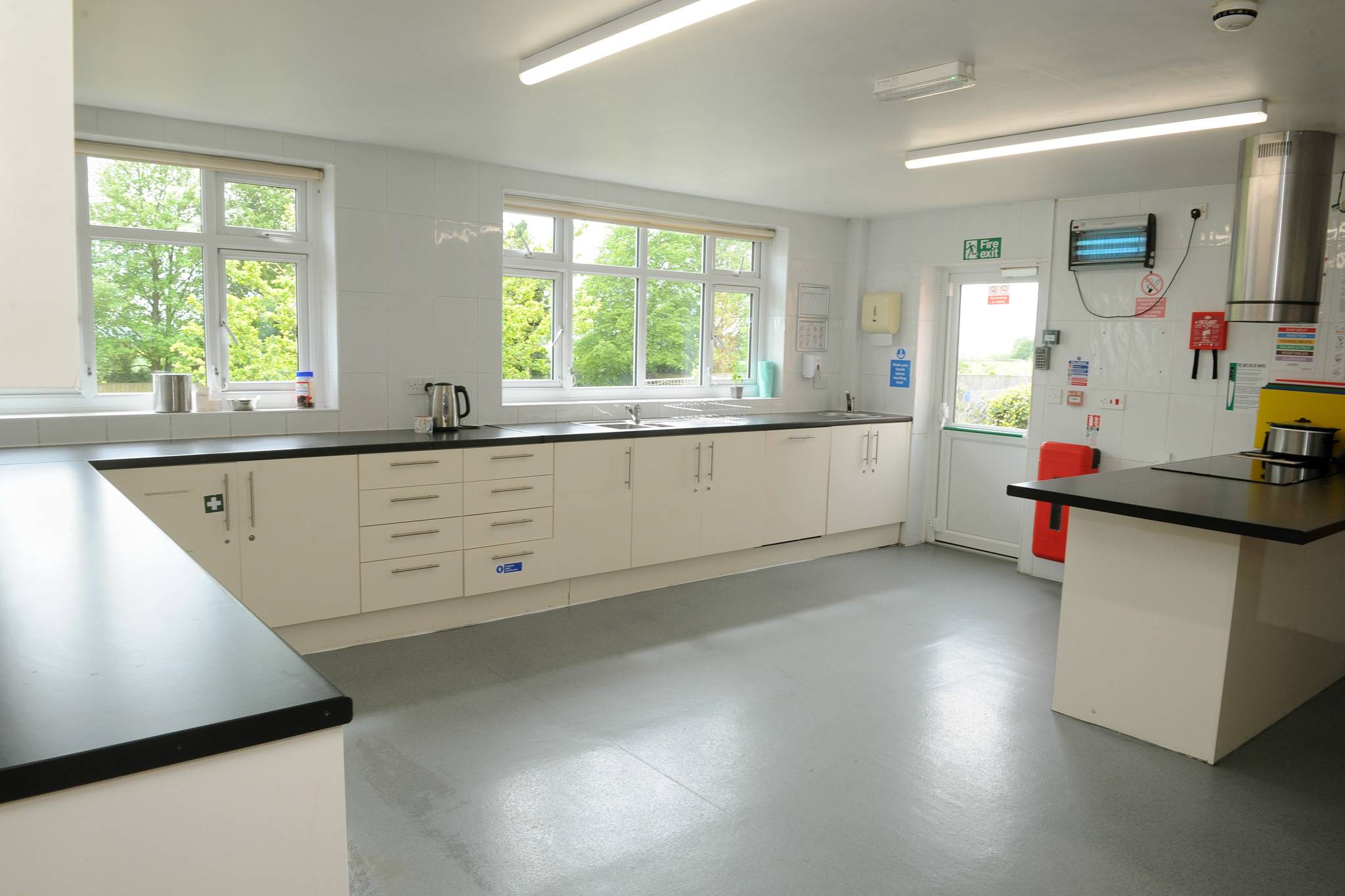 Rosekeys kitchen