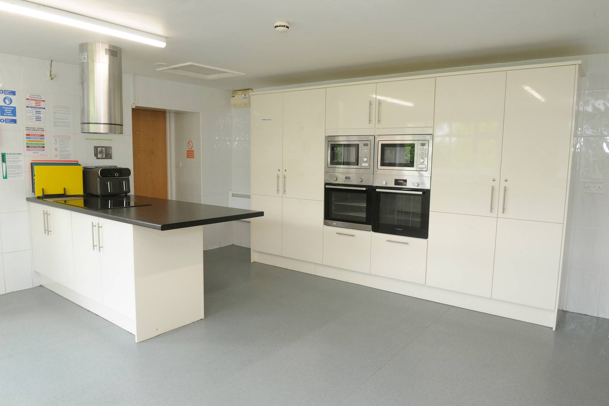Rosekeys kitchen