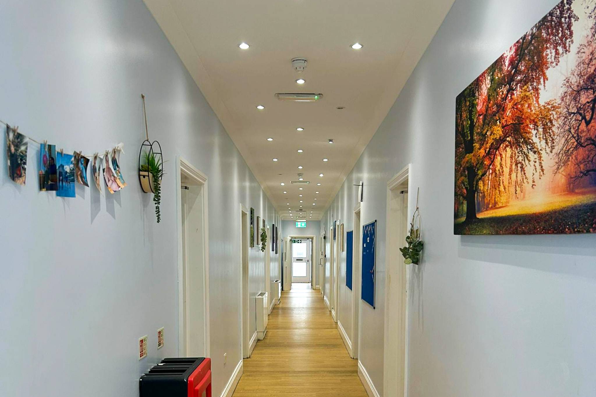 Delrose corridor decor