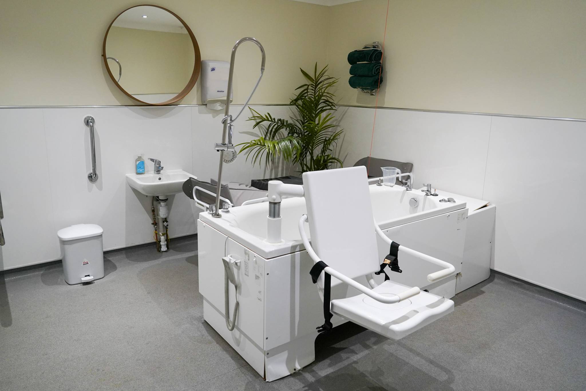 Abbeymoor assisted bathroom