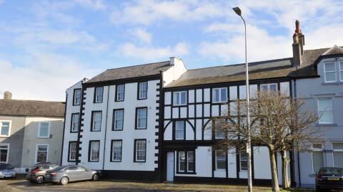Viaduct Court