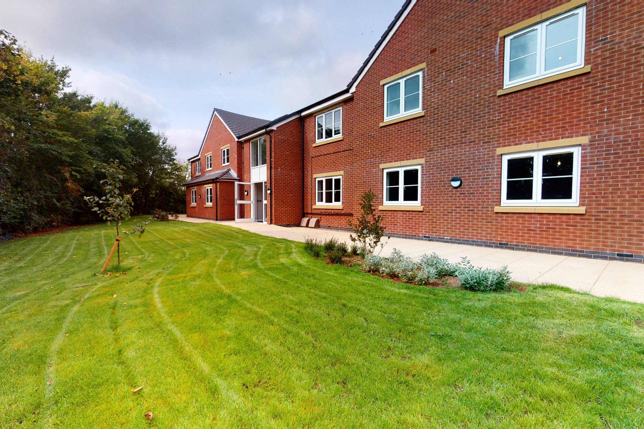 Queen Oaks Court second stoke on trent