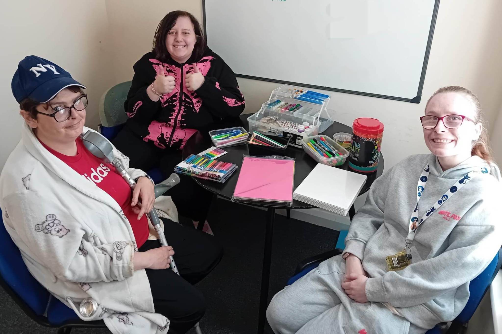Brunswick Gardens art club